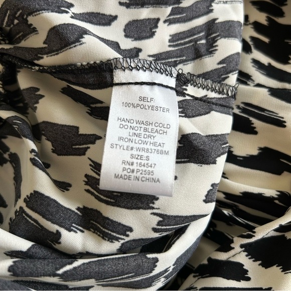 FLAWLESS “Scratch That” Chic Black and White Print Romper - Picture 6 of 7